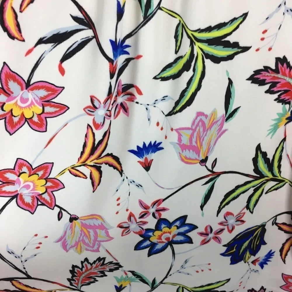 Finn & Grace Women's White Blue Pink Floral Size M - Picture 3 of 5